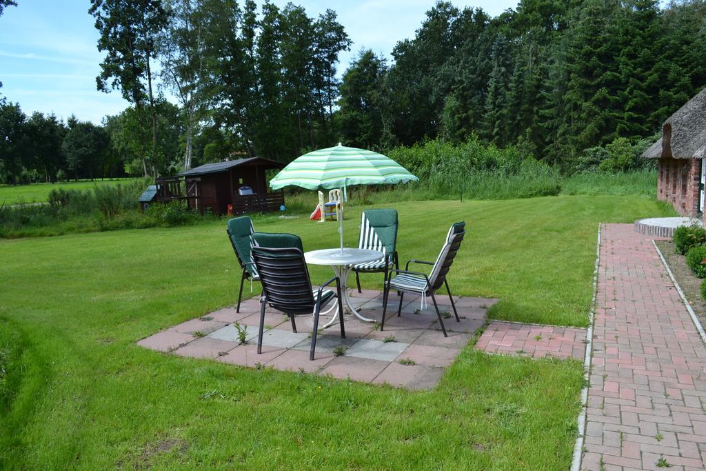 Ferienwohnung Suderfeld Браке Екстериор снимка